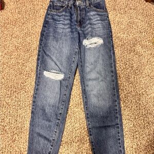 Levi’s high wasted mom Jean
